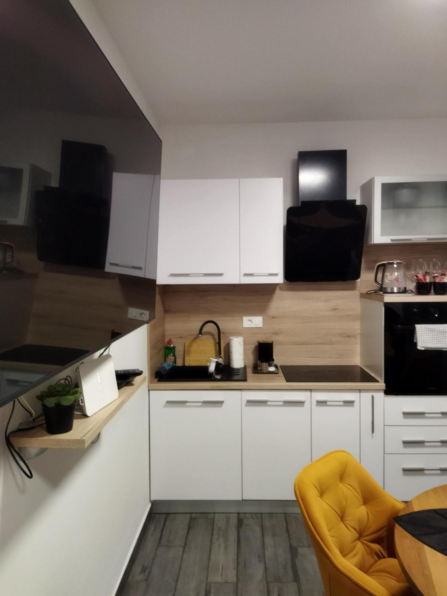 Apartma Na Jezeru